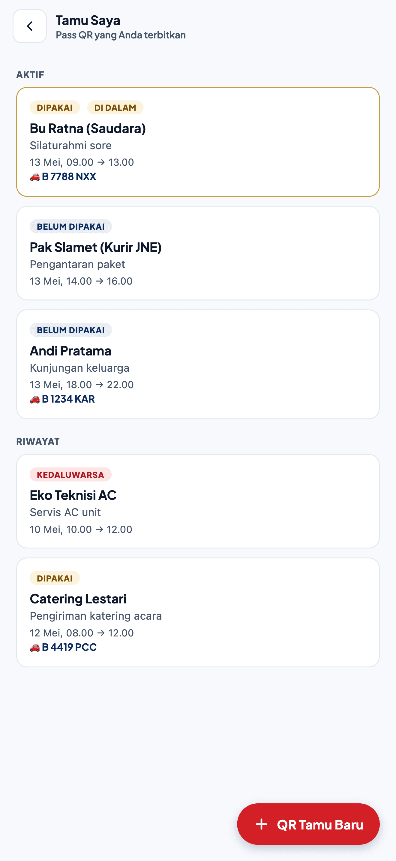 Aplikasi warga KantorRTRW menampilkan notifikasi tamu tiba di gerbang